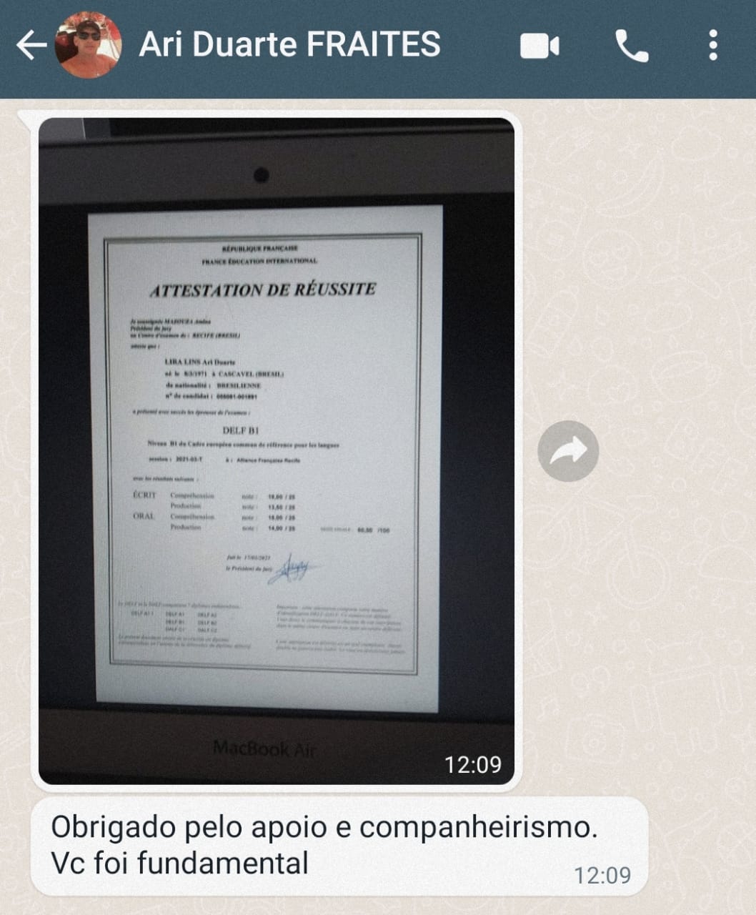Diploma DELF B1 de Ari Duarte com agradecimento